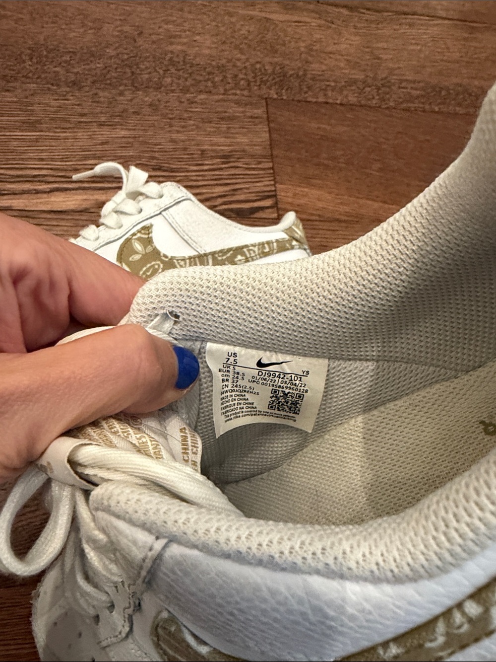 Nike Air Force Ones - Picture 8 of 8